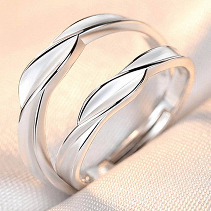 Opening Wedding Simulation Diamond Ring