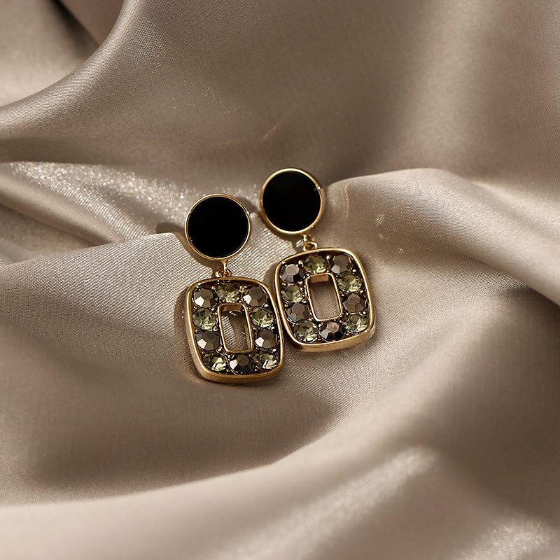 Temperament Earrings