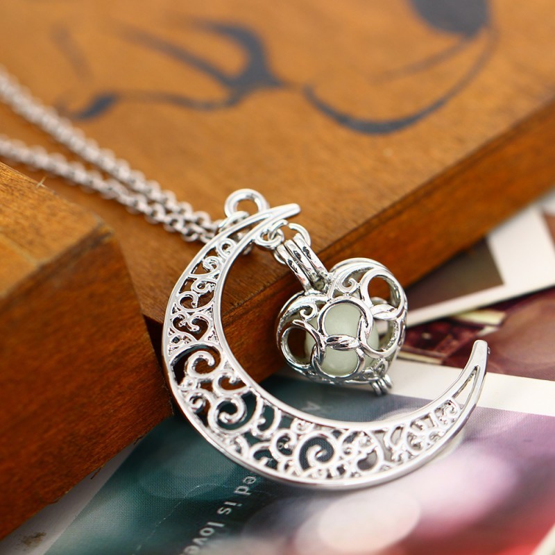 Glowing Silver Plated Chain Necklaces