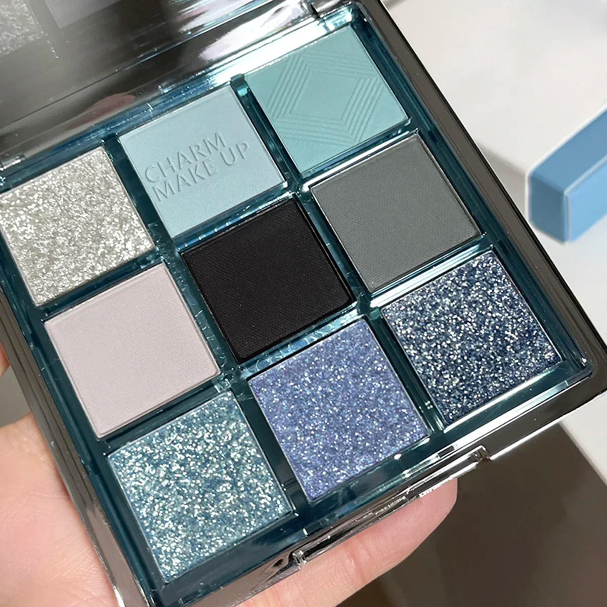 Blue Black Eyeshadow