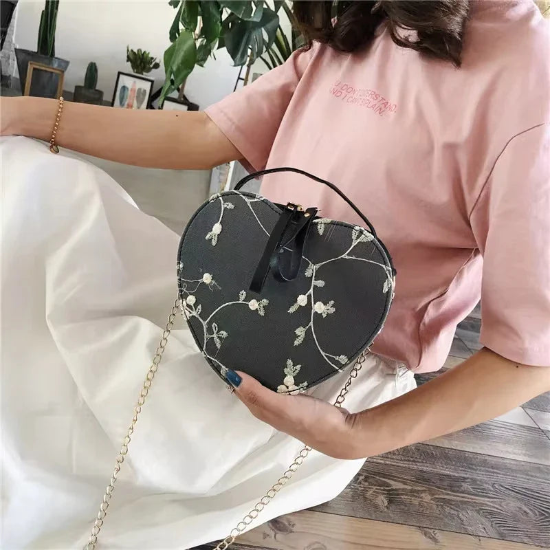 Sweet Lace Heart Round Handbags