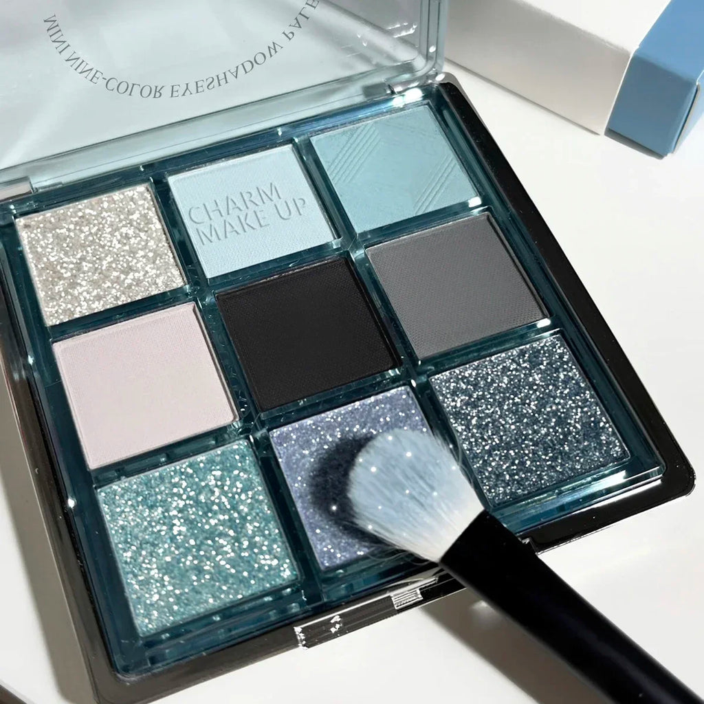 Blue Black Eyeshadow